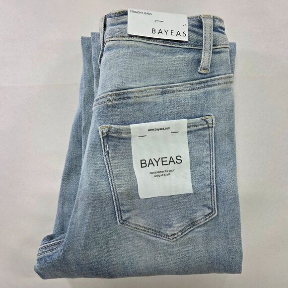 Bayeas Womens Size 26 Off Set Waist Light Wash Distressed Jeans Straight Leg NWT - Picture 16 of 16